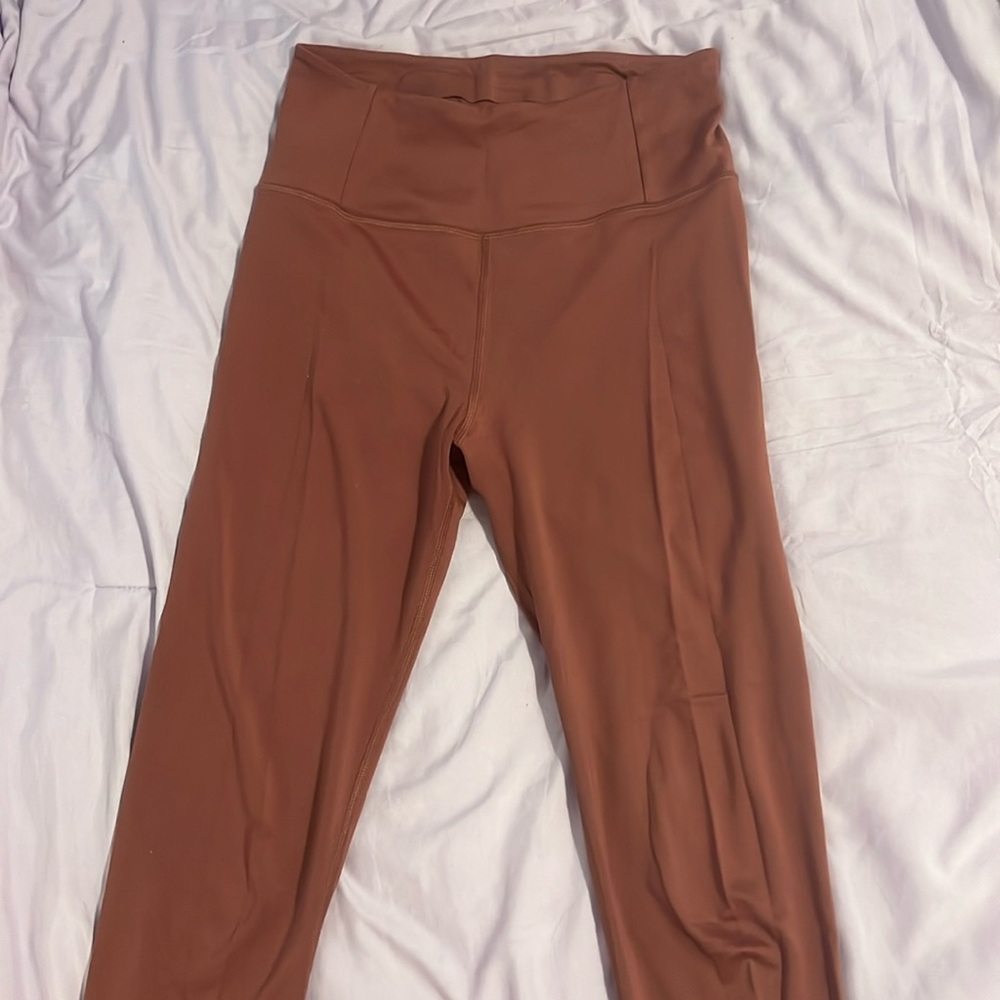 Girlfriend Collective 3/4 length maroon leggings size M